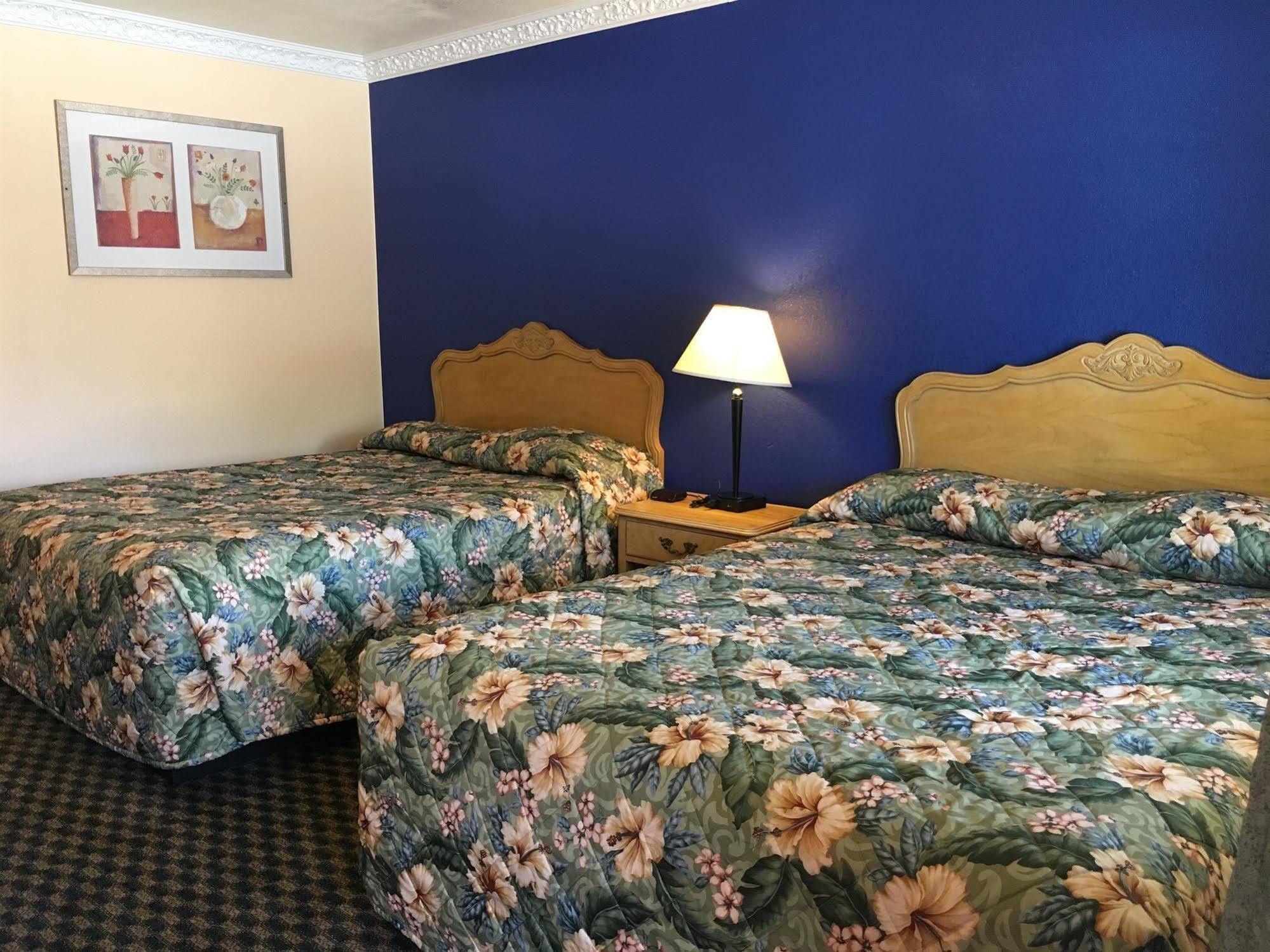 Lakeview Motel